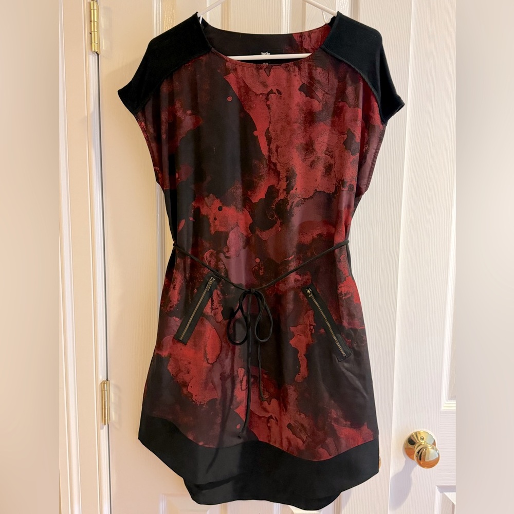 Mossimo short sleeve/cap sleeve dress size Medium